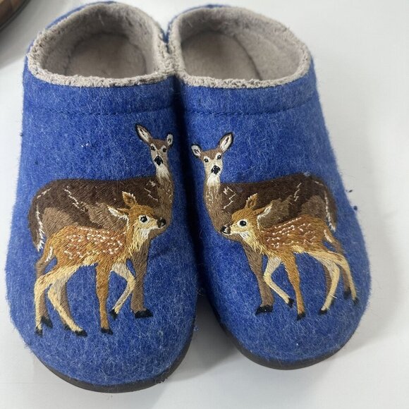 L.L. Bean Womens Size 10 Blue Wool Felt Slippers With Deer Embroidery & Faux Fur - Picture 1 of 14